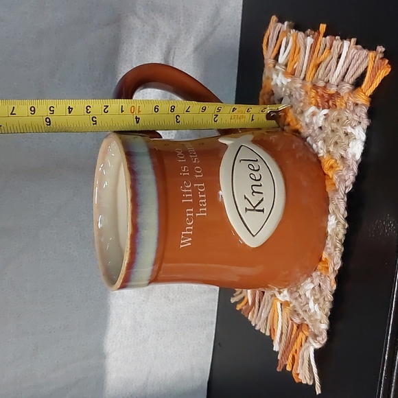 Porceline burton+BURTON Mug and x2 Crochet Mug Rugs - Picture 2 of 9